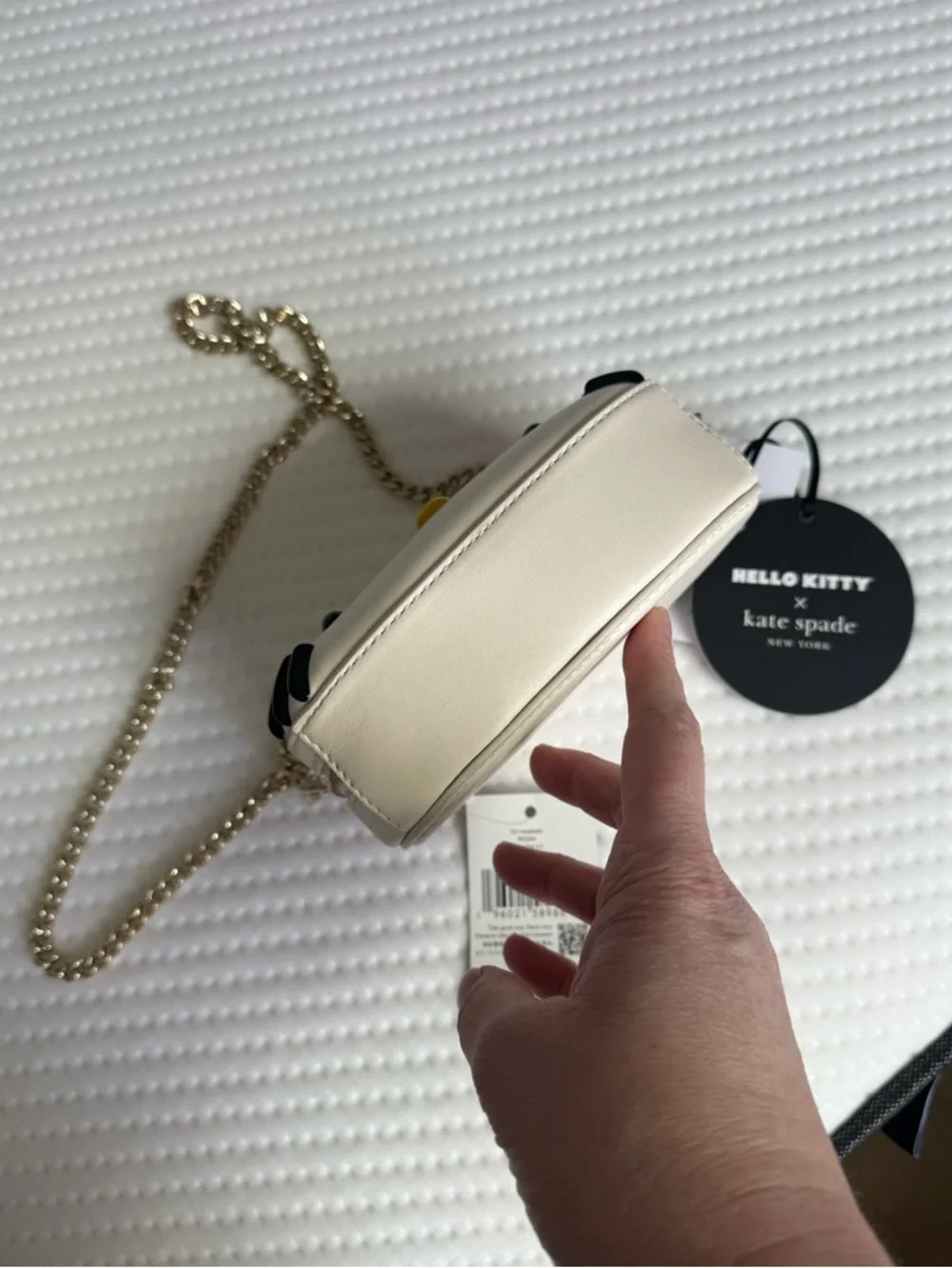 kate spade x Hello Kitty Crossbody - Picture 12 of 13